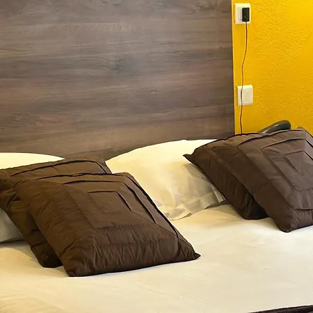 Otel Ath Athenee